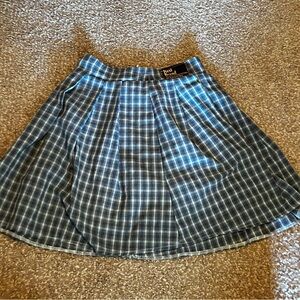 Vintage skirt with shorts built in